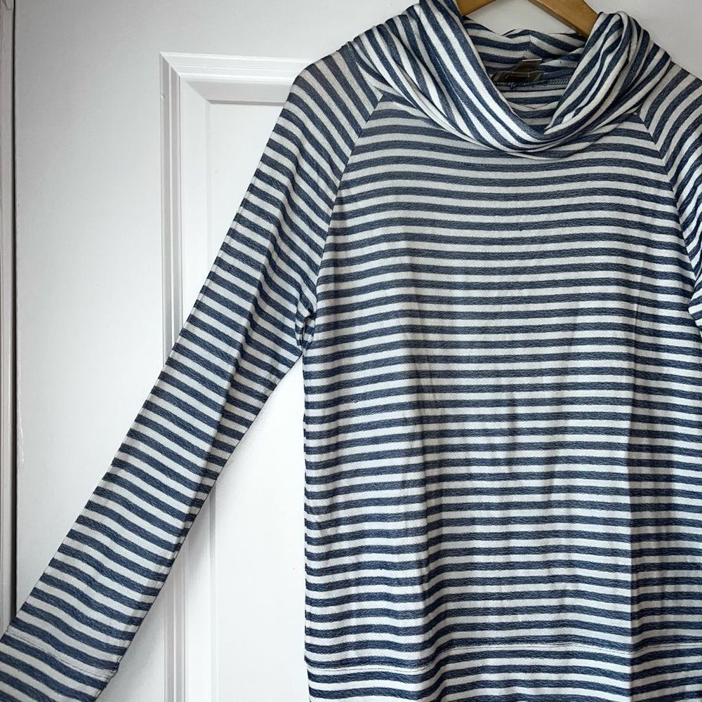 Ann Taylor Loft blue and white striped sweatshirt